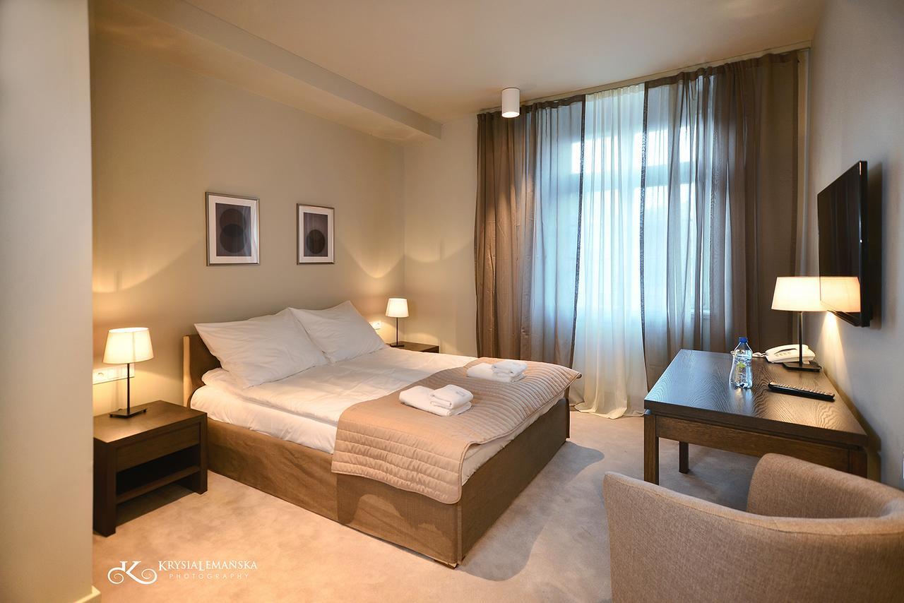 שצ'צ'אוונו-ז'דראוג' Hotel Biala Sala מראה חיצוני תמונה